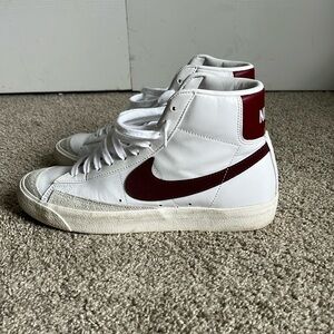 Nike men’s blazer (size 8.5)
